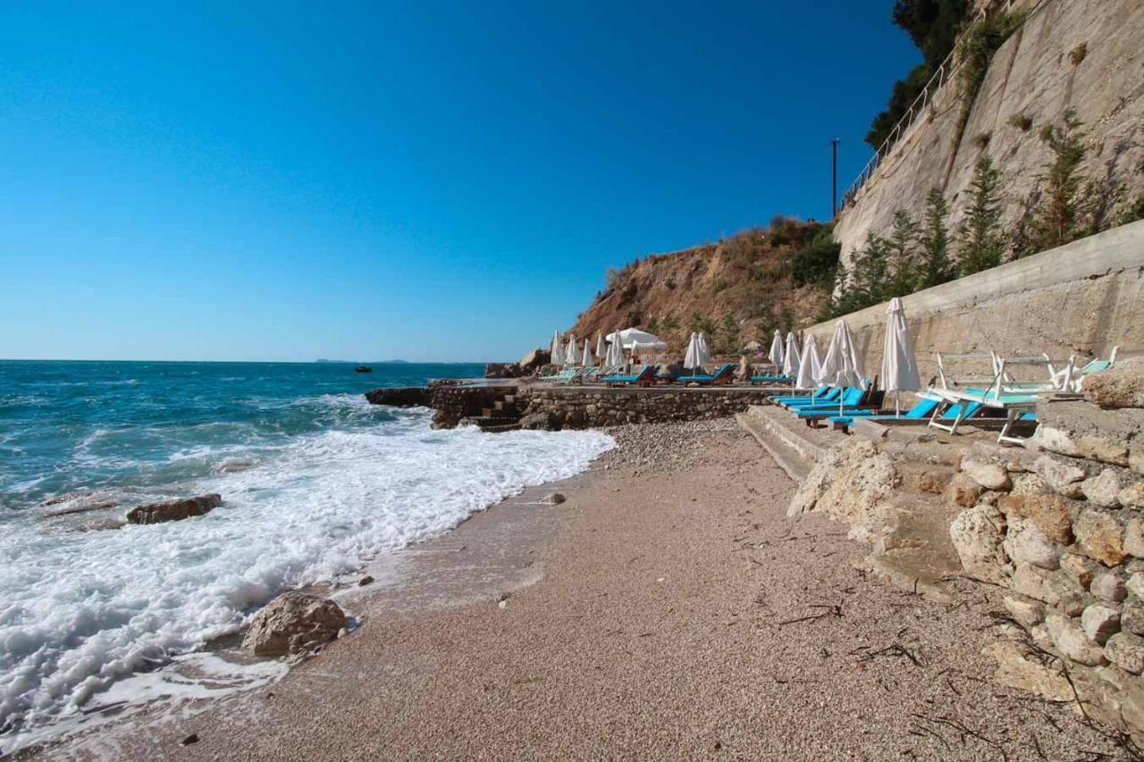 Hotel Kristera Vlorë Eksteriør billede