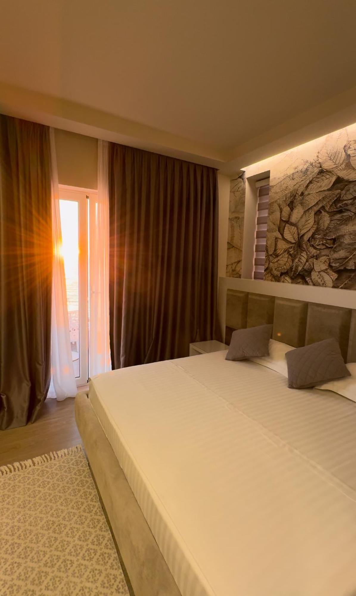 Hotel Kristera Vlorë Eksteriør billede